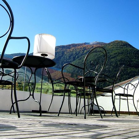 Hotel Gasthof Gruener Baum Glorenza Esterno foto
