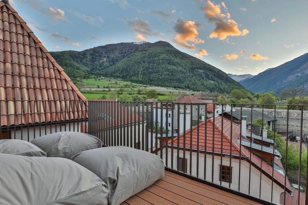 Hotel Gasthof Gruener Baum Glorenza Esterno foto