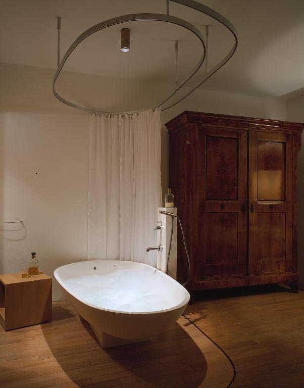 Hotel Gasthof Gruener Baum Glorenza Esterno foto
