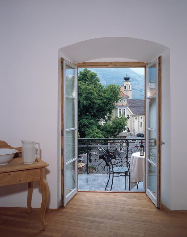 Hotel Gasthof Gruener Baum Glorenza Esterno foto