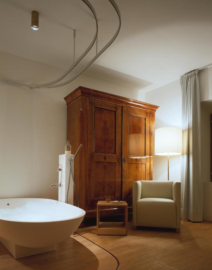 Hotel Gasthof Gruener Baum Glorenza Esterno foto