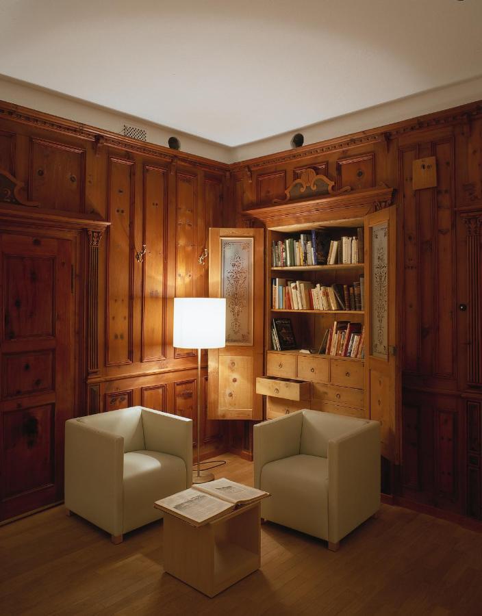 Hotel Gasthof Gruener Baum Glorenza Esterno foto