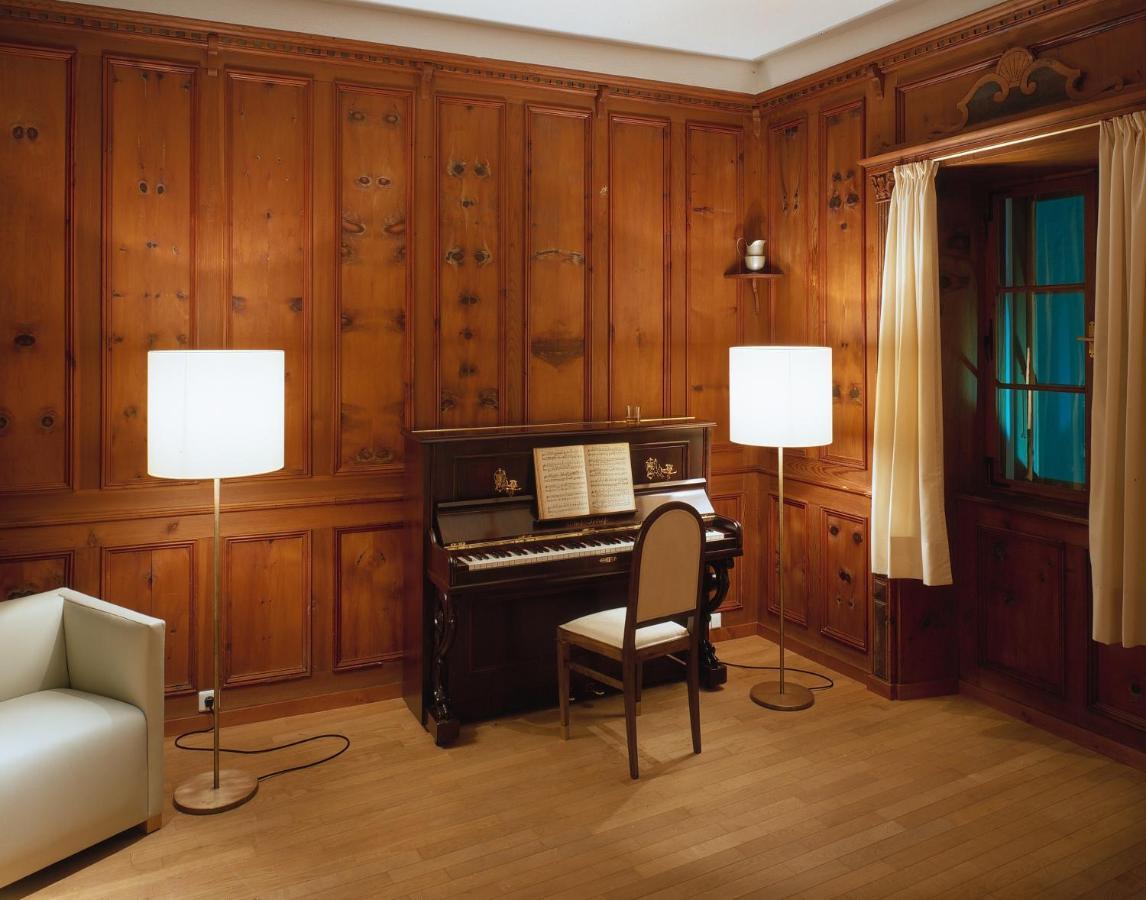 Hotel Gasthof Gruener Baum Glorenza Esterno foto