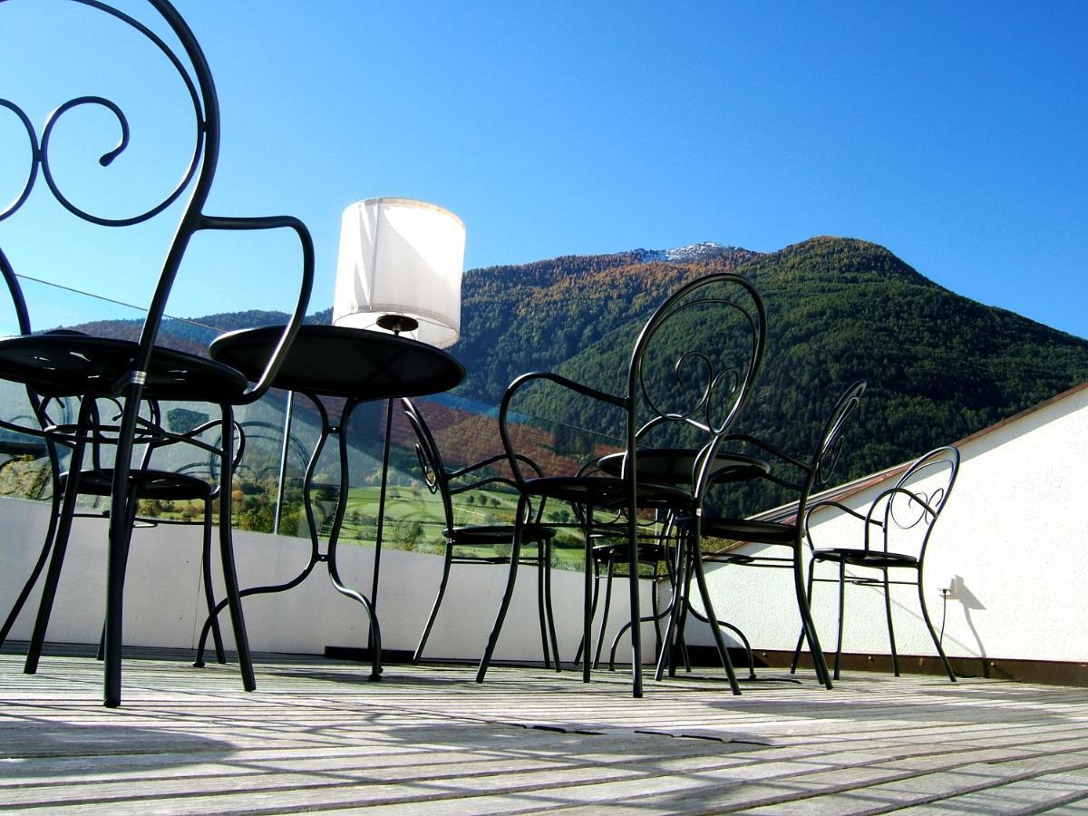 Hotel Gasthof Gruener Baum Glorenza Esterno foto